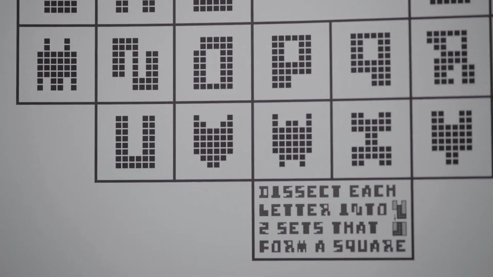 Two-piece dissection font